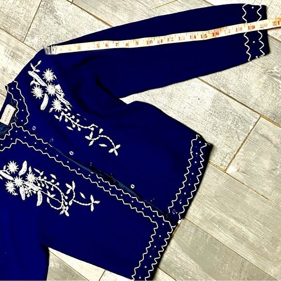 Vtg Cardigan Beaded Floral Navy Blue White Hand Made Cottagecore Lined Jacket M - Picture 13 of 15